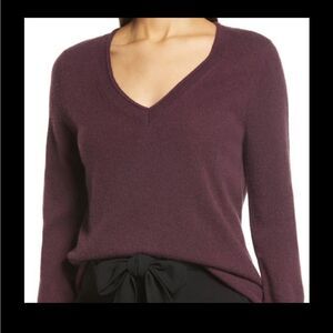 Halogen V neck 100% cashmere sweater size XS burgundy, NWT